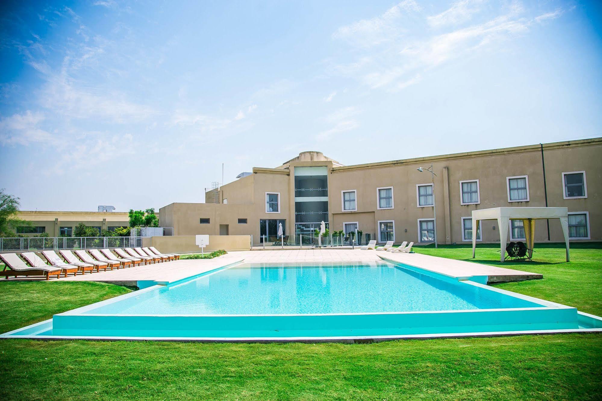 Amérian Villa Maria Park Hotel Bagian luar foto